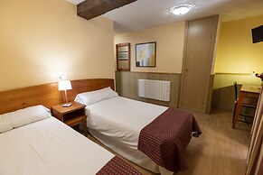 Hostal Restaurante Puerta del Alcázar