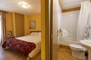 Hostal Restaurante Puerta del Alcázar