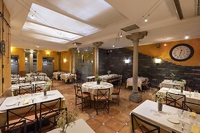 Hostal Restaurante Puerta del Alcázar