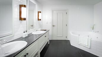 Grand Pacific Hotel Fiji