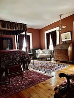 Oakcliff Bed and Breakfast