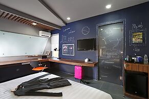 Berry Biz Hotel Powered by Archipelago