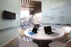 Berry Biz Hotel Powered by Archipelago