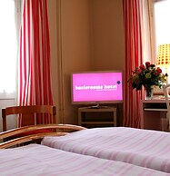 BasicRooms Hotel