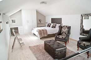 Heritage Square Apartments