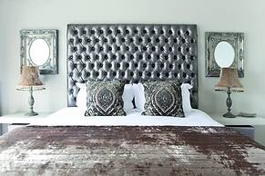 Heritage Square Apartments