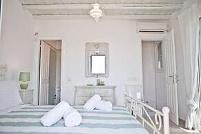 Niriides Homes & Villas