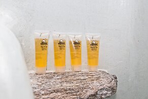 Niriides Homes & Villas