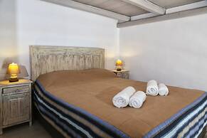 Niriides Homes & Villas