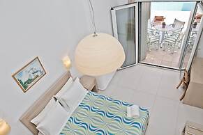 Niriides Homes & Villas