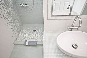 Niriides Homes & Villas