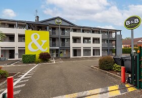 B&B HOTEL CHARTRES Le Forum (1)