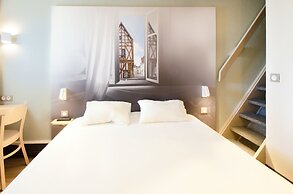 B&B HOTEL CHARTRES Le Forum (1)