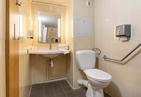 B&B HOTEL Châteauroux Aéroport