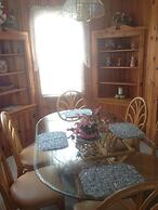 The Beach House - Only six houses from the beach