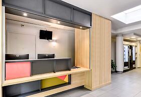 B&B HOTEL Montpellier (1)