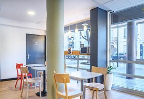 B&B HOTEL Nîmes Centre