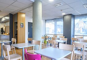 B&B HOTEL Nîmes Centre