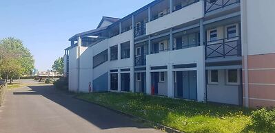 Kyriad Direct Poitiers - Gare du Futuroscope