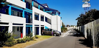 Kyriad Direct Poitiers - Gare du Futuroscope