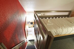 Kyriad Direct Poitiers - Gare du Futuroscope