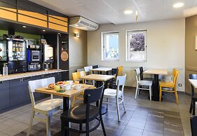 B&B HOTEL DIJON Les Portes du Sud (Acti-Sud)