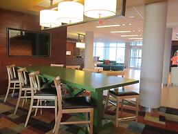 Fairfield Inn & Suites Canton South