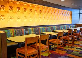 Fairfield Inn & Suites Canton South