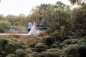 Eight Willows Retreat