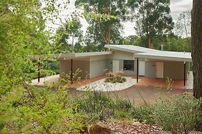 Eight Willows Retreat