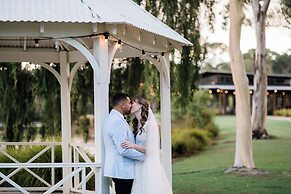 Eight Willows Retreat