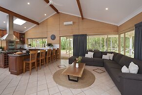 Eight Willows Retreat