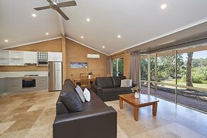 Eight Willows Retreat