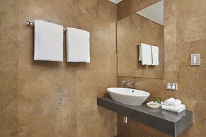 Eight Willows Retreat