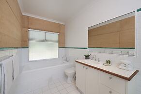 Eight Willows Retreat