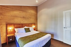 Eight Willows Retreat