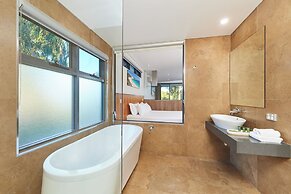 Eight Willows Retreat