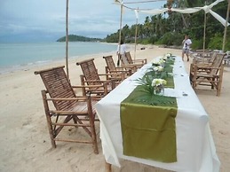 Think & Retro Cafe Lipa Noi Samui