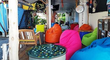 Think & Retro Cafe Lipa Noi Samui