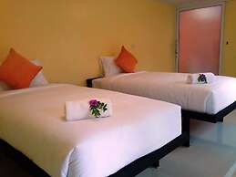 Think & Retro Cafe Lipa Noi Samui