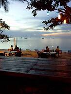 Think & Retro Cafe Lipa Noi Samui