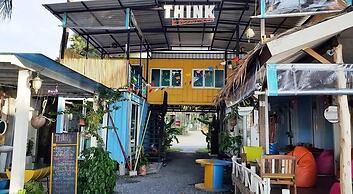 Think & Retro Cafe Lipa Noi Samui
