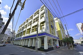 Okinawa Kariyushi LCH Izumizaki Kenchomae