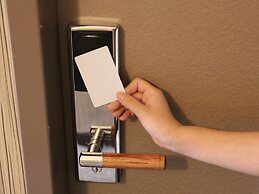 Okinawa Kariyushi LCH Izumizaki Kenchomae