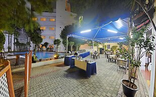 AMS Raj Palace Sundar