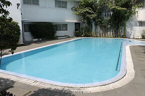 AMS Raj Palace Sundar