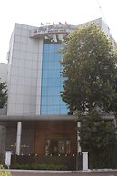 AMS Raj Palace Sundar