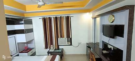 Hotel Su Shree Continental