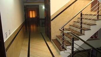 Hotel Su Shree Continental