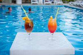 A. Maos Hotel Apartments